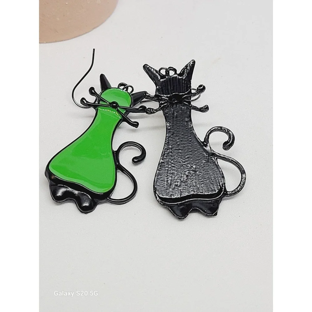 Green Enamel Black Cat Drop Earrings Whimsical Mid Century Modern‎ Style Feline